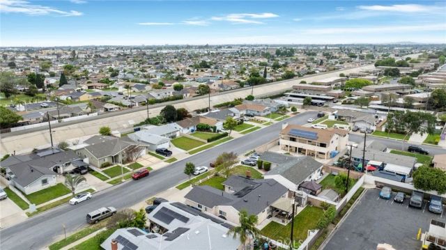 4961 Belle, Cypress, CA 90630