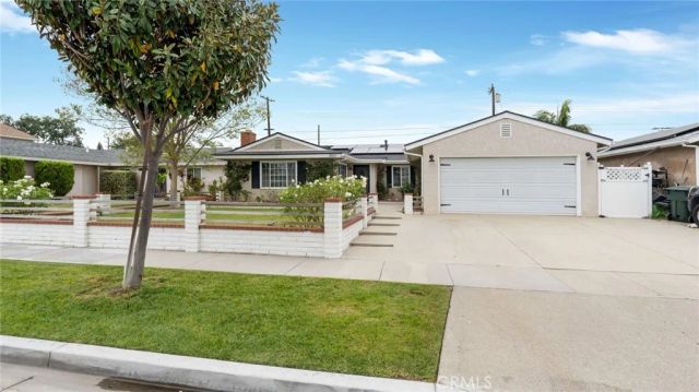 4961 Belle, Cypress, CA 90630