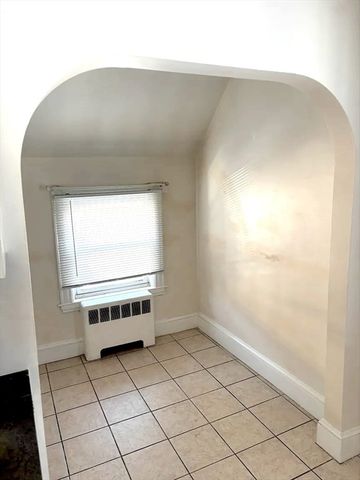 18-20 North High St 3, Melrose, MA 02176