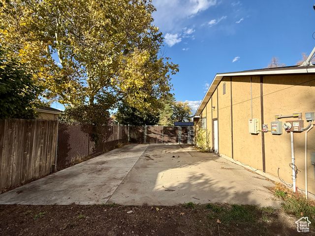 4175 W DONIBRISTLE CIR, South Jordan, UT 84009