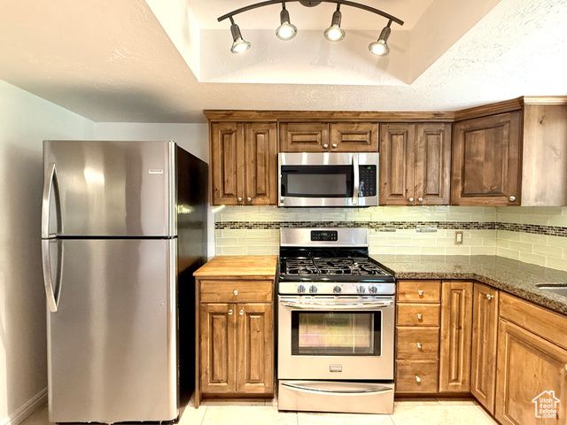 4175 W DONIBRISTLE CIR, South Jordan, UT 84009