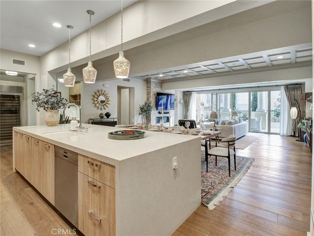 112 S Orange Grove Boulevard 109, Pasadena, CA 91105