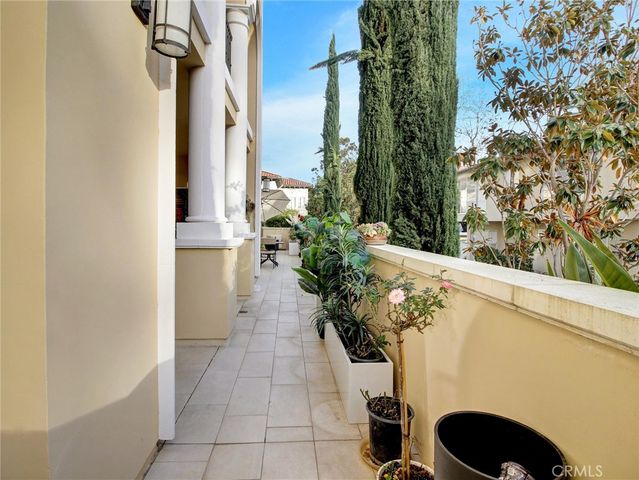 112 S Orange Grove Boulevard 109, Pasadena, CA 91105