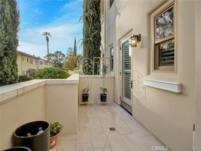 112 S Orange Grove Boulevard 109, Pasadena, CA 91105