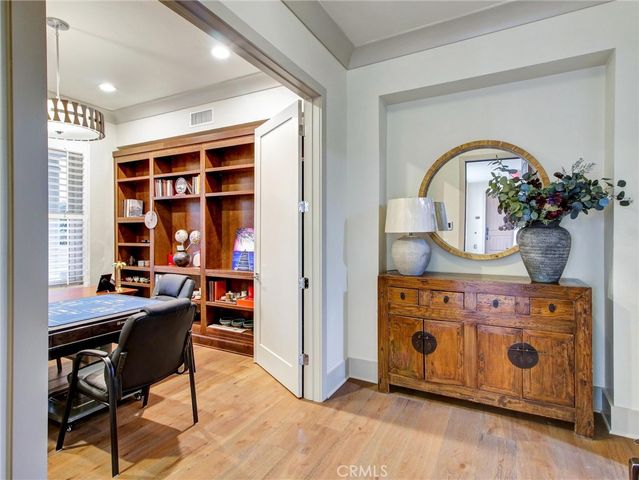 112 S Orange Grove Boulevard 109, Pasadena, CA 91105