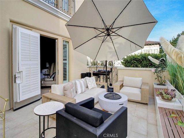 112 S Orange Grove Boulevard 109, Pasadena, CA 91105