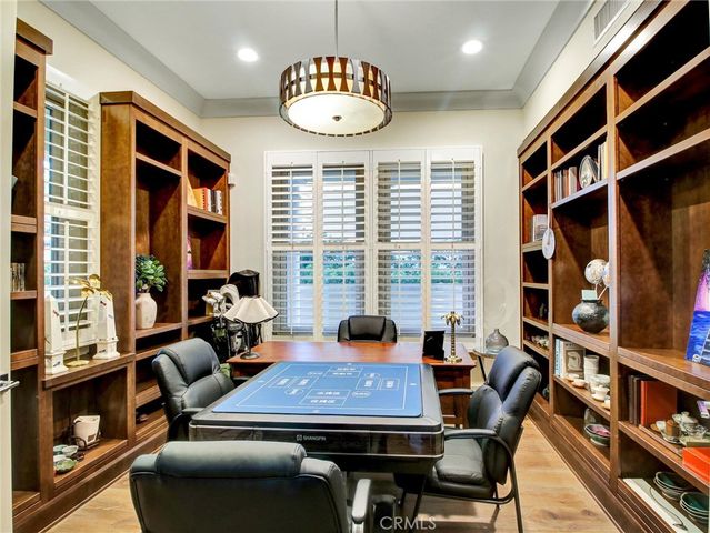 112 S Orange Grove Boulevard 109, Pasadena, CA 91105