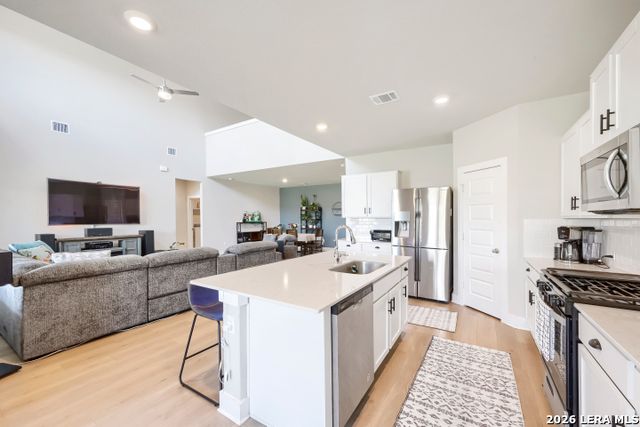 29181 ROCK CYN, Bulverde, TX 78163