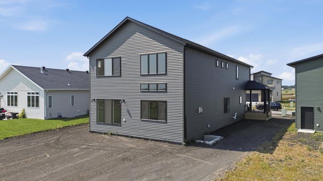 8326 61st Street S, Horace, ND 58047