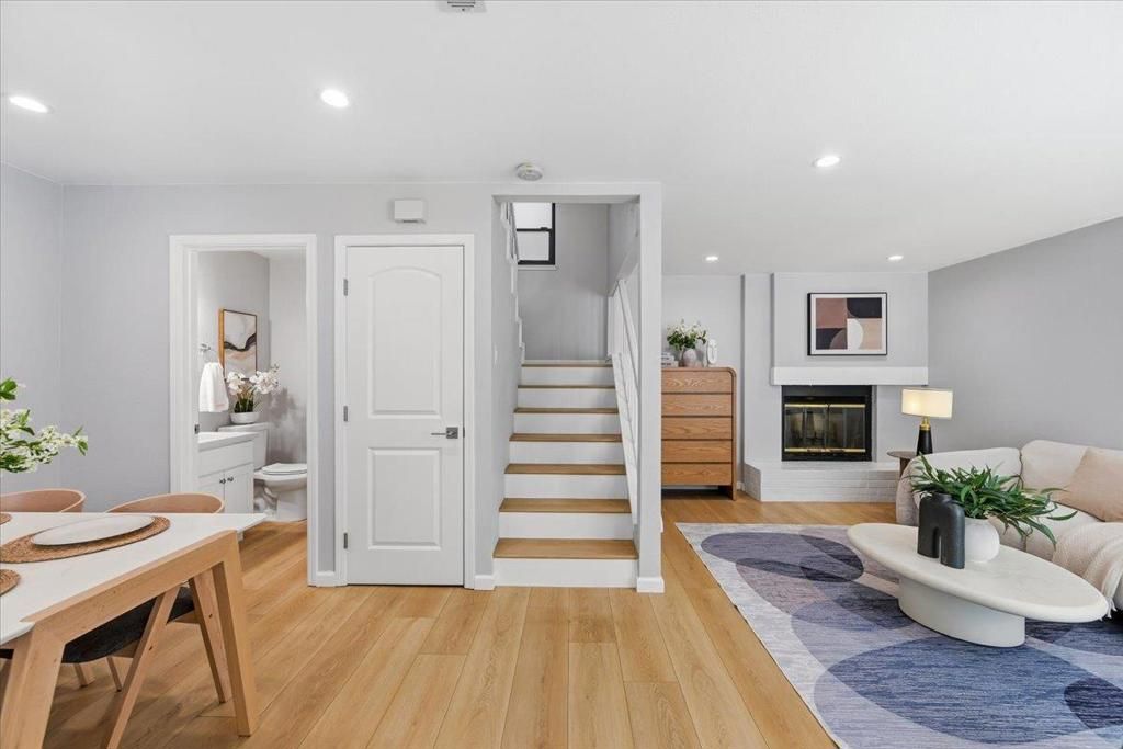 Image 11 of property listing at 1017 Chula Vista Terrace, Sunnyvale, CA 94086