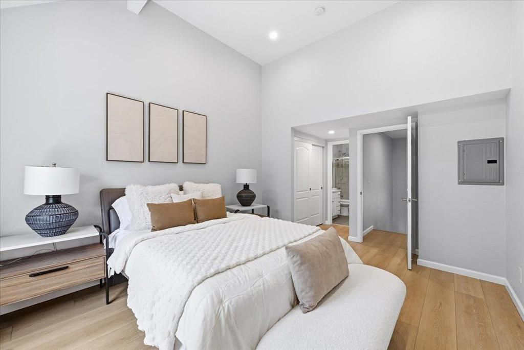 Image 34 of property listing at 1017 Chula Vista Terrace, Sunnyvale, CA 94086