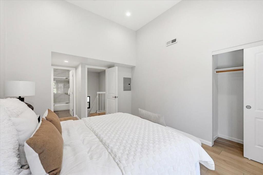 Image 36 of property listing at 1017 Chula Vista Terrace, Sunnyvale, CA 94086