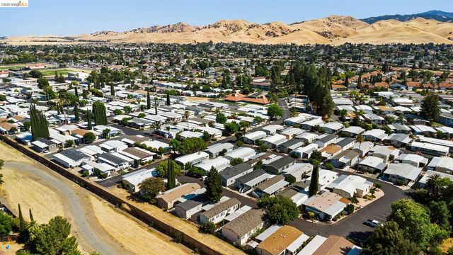 156 Tiki Ln, Pittsburg, CA 94565