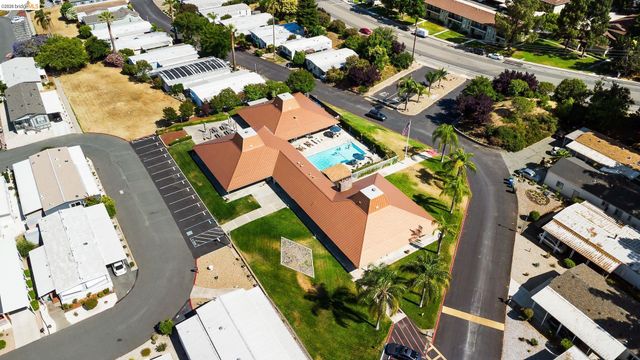 156 Tiki Ln, Pittsburg, CA 94565