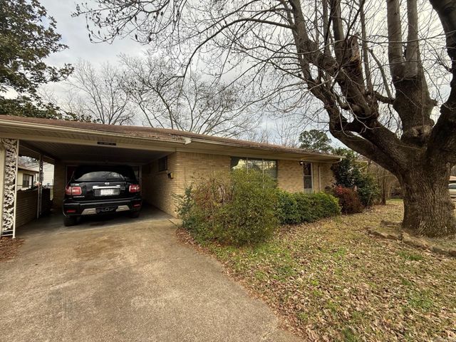 105 Baber Street, Hot Springs, AR 71913