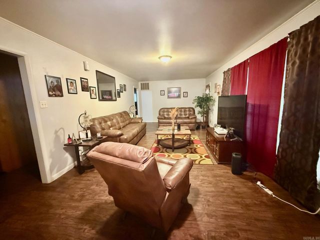 105 Baber Street, Hot Springs, AR 71913