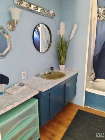 1819 Curran, Lake Isabella, CA 93240