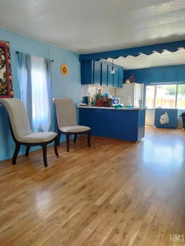 1819 Curran, Lake Isabella, CA 93240