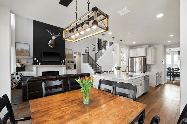 311 Bear Oak ST, Hutto, TX 78634