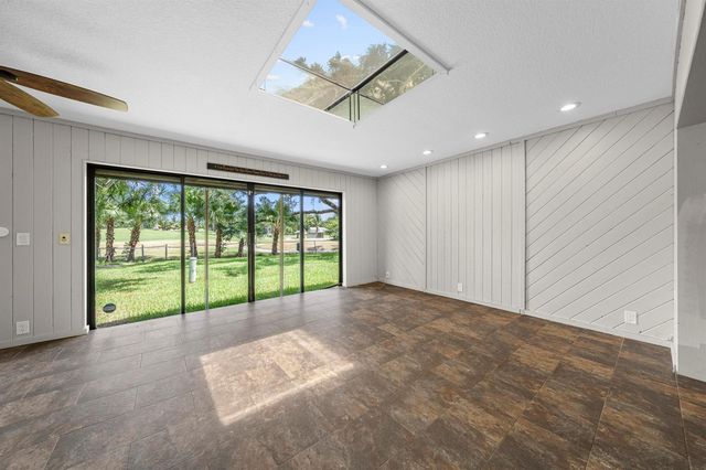 1107 St Andrews Road, Hollywood, FL 33021