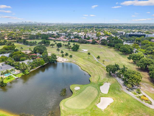 1107 St Andrews Road, Hollywood, FL 33021