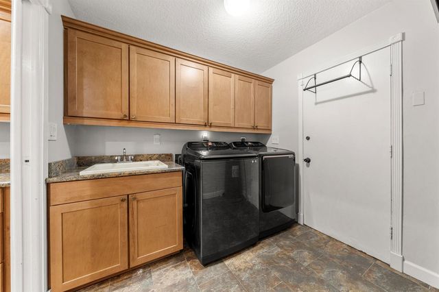 1107 St Andrews Road, Hollywood, FL 33021