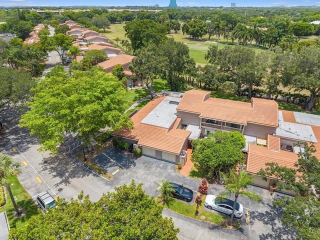 1107 St Andrews Road, Hollywood, FL 33021