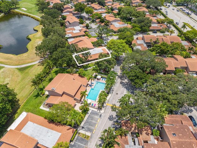 1107 St Andrews Road, Hollywood, FL 33021