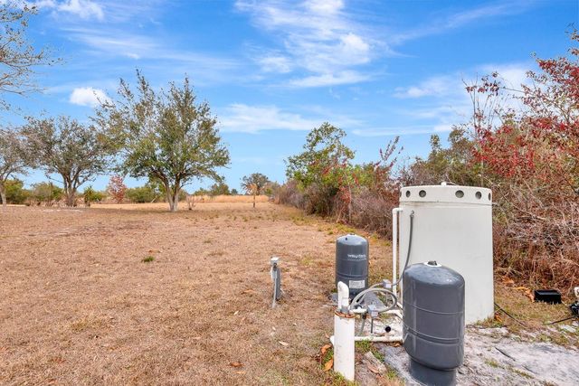 33425 STATE ROAD 70 E, Myakka City, FL 34251