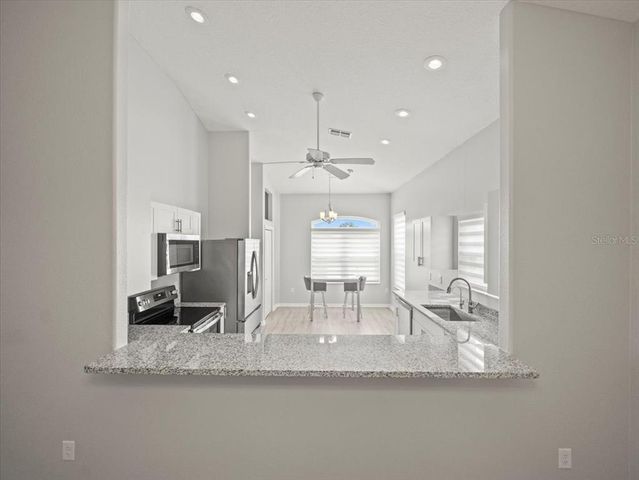 10163 HOLLY BERRY DRIVE, Weeki Wachee, FL 34613