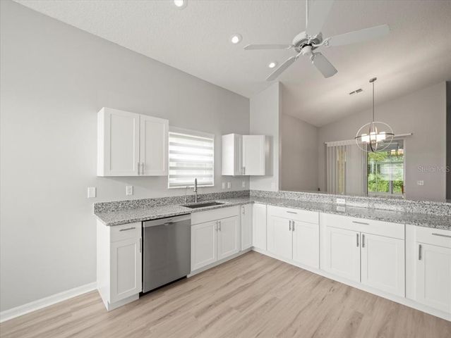 10163 HOLLY BERRY DRIVE, Weeki Wachee, FL 34613