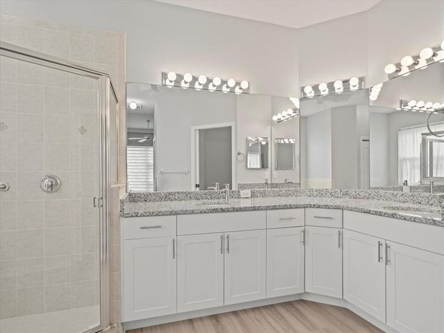10163 HOLLY BERRY DRIVE, Weeki Wachee, FL 34613