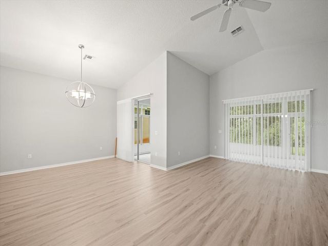 10163 HOLLY BERRY DRIVE, Weeki Wachee, FL 34613