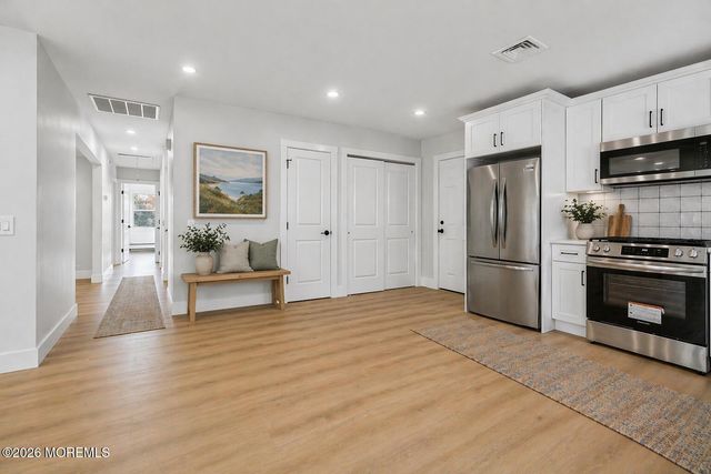 9 Gramercy Court, Toms River, NJ 08757