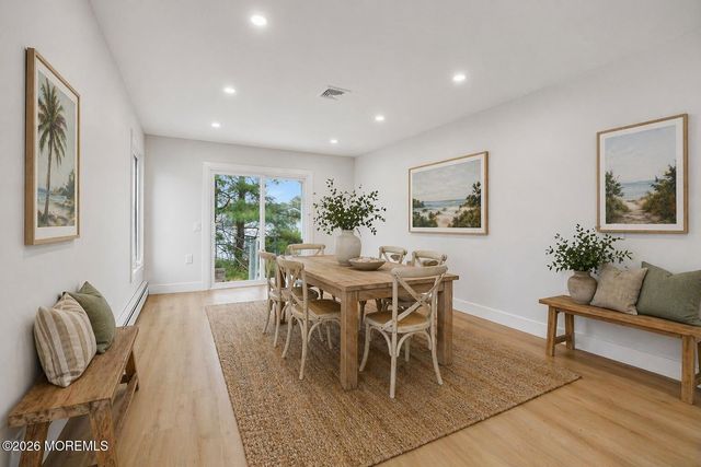 9 Gramercy Court, Toms River, NJ 08757