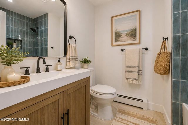 9 Gramercy Court, Toms River, NJ 08757