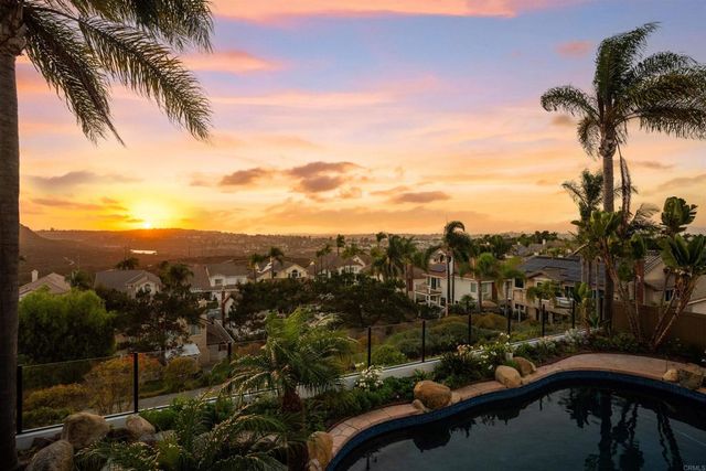 5004 Viewridge Way, Oceanside, CA 92056