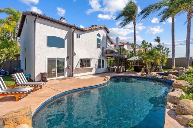 5004 Viewridge Way, Oceanside, CA 92056