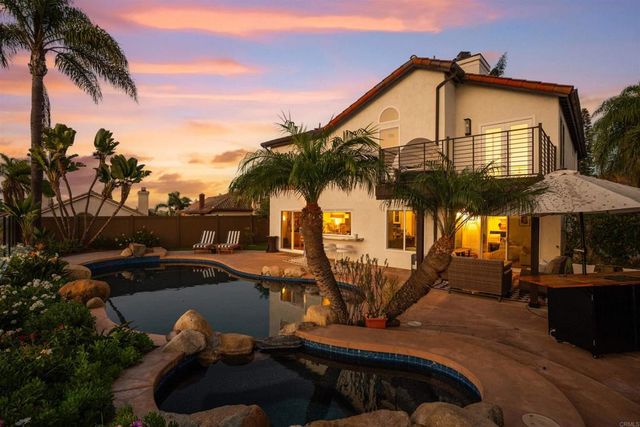 5004 Viewridge Way, Oceanside, CA 92056