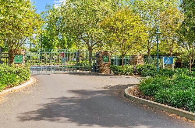 4778 Village Green, El Dorado Hills, CA 95762