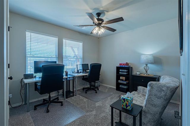 12713 NW 4th Terrace, Yukon, OK 73099