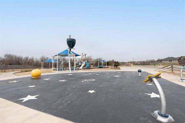 12713 NW 4th Terrace, Yukon, OK 73099