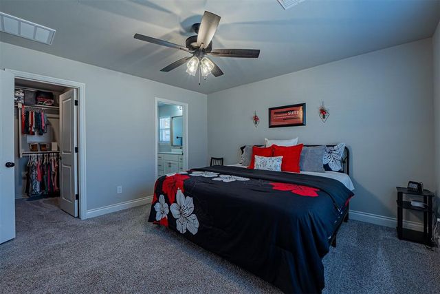 12713 NW 4th Terrace, Yukon, OK 73099