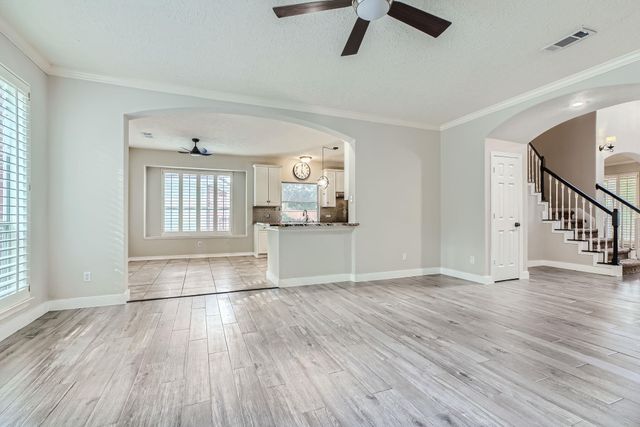 17 Leandro Court, Montgomery, TX 77356