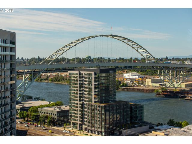1075 Nw NORTHRUP St 1812, Portland, OR 97209