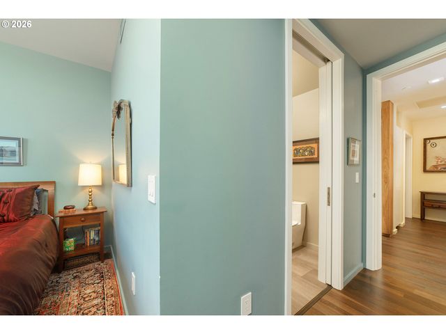 1075 Nw NORTHRUP St 1812, Portland, OR 97209