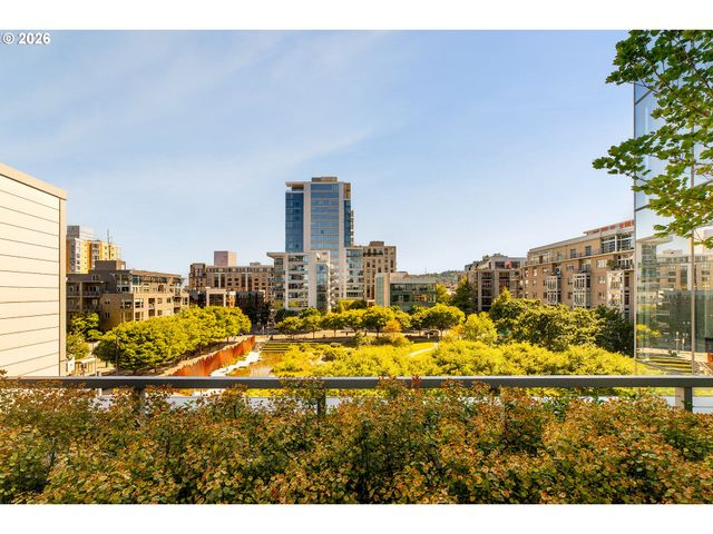 1075 Nw NORTHRUP St 1812, Portland, OR 97209