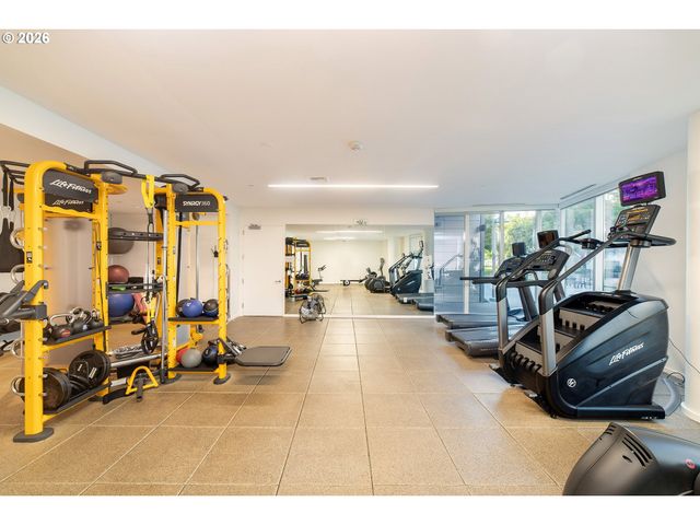 1075 Nw NORTHRUP St 1812, Portland, OR 97209