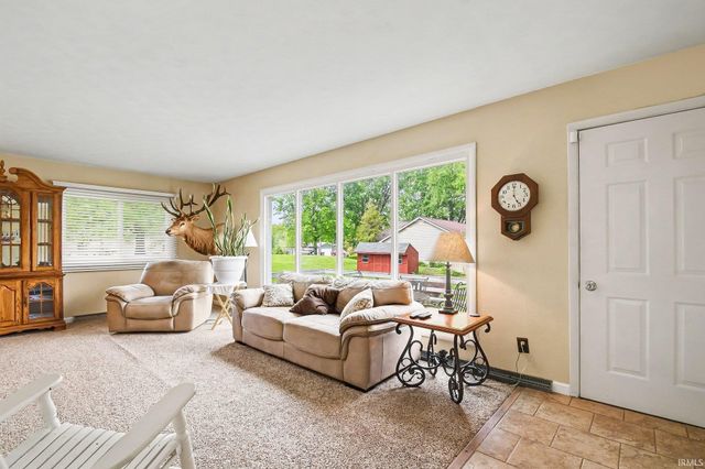 53242 County Road 43, Middlebury, IN 46540