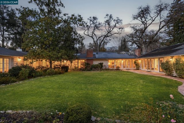 1720 Alameda Diablo, Diablo, CA 94528